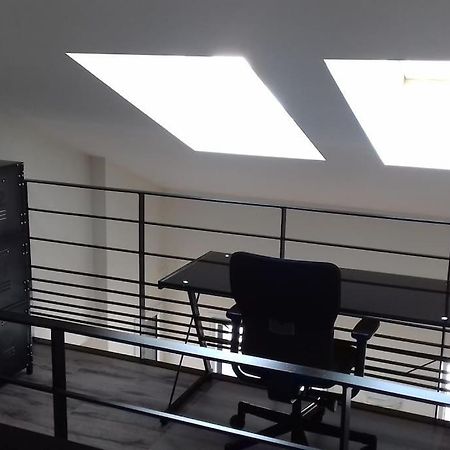 9 Pers 160 M² +Jardin- 10Mn Nantes -30Mn Mer Bouguenais Dış mekan fotoğraf