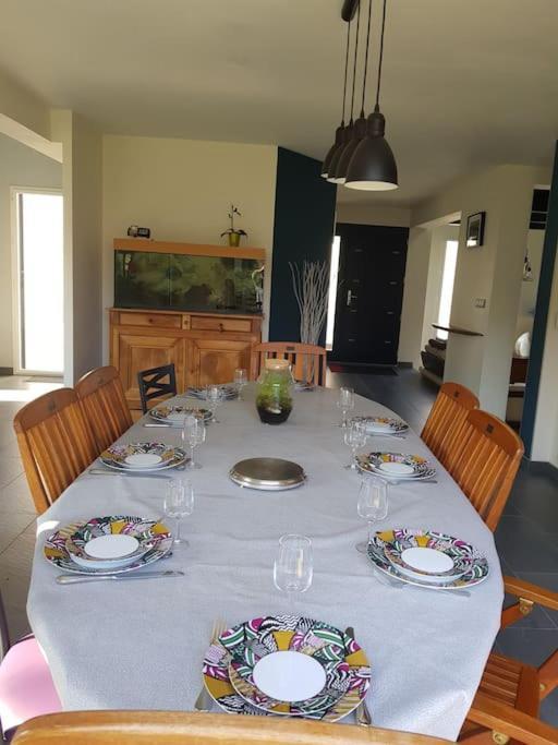 9 Pers 160 M² +Jardin- 10Mn Nantes -30Mn Mer Bouguenais Dış mekan fotoğraf