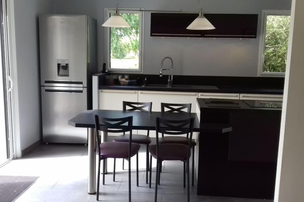 9 Pers 160 M² +Jardin- 10Mn Nantes -30Mn Mer Bouguenais Dış mekan fotoğraf